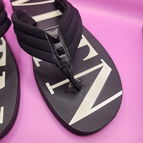 VALENTINO GARAVANI VLTN-Print Flip Flops Size EU 43 / US 10 Read - Picture 3 of 11